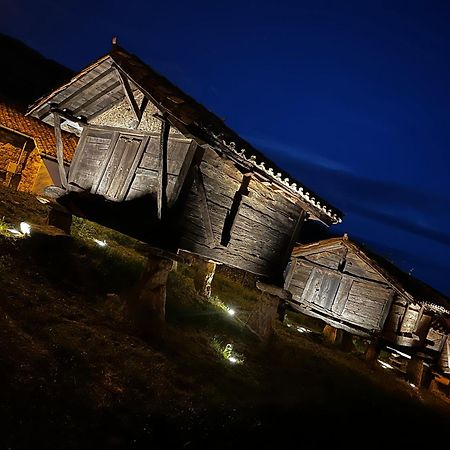 Los Tres Horreos Felechas Exterior photo