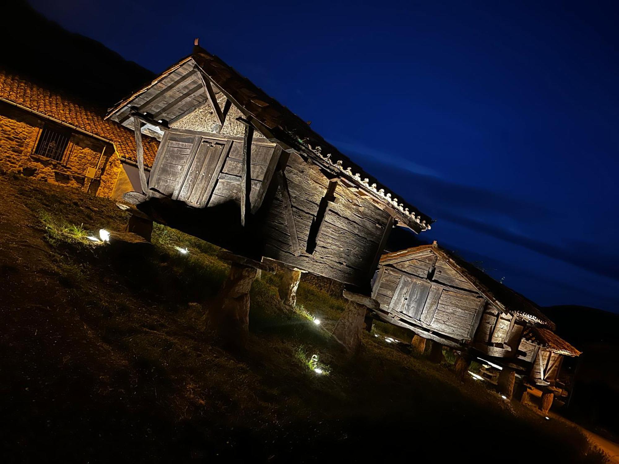 Los Tres Horreos Felechas Exterior photo